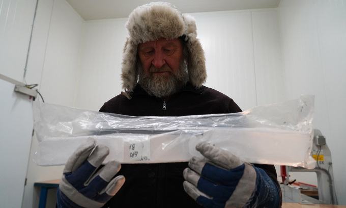 La biblioteca congelada almacena antiguos núcleos de hielo - 1