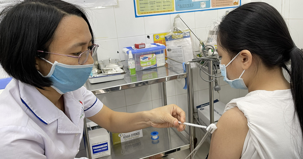 Ho Chi Minh City is again short of vaccines in the expanded immunization program.