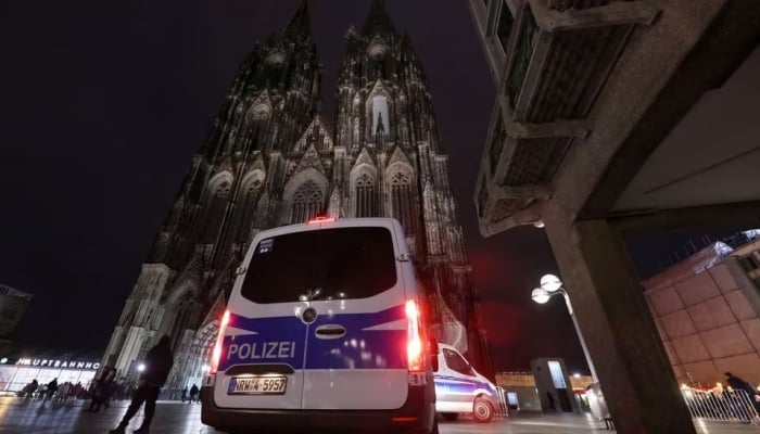 ドイツ警察、ケルン大聖堂襲撃を計画していた3人を逮捕