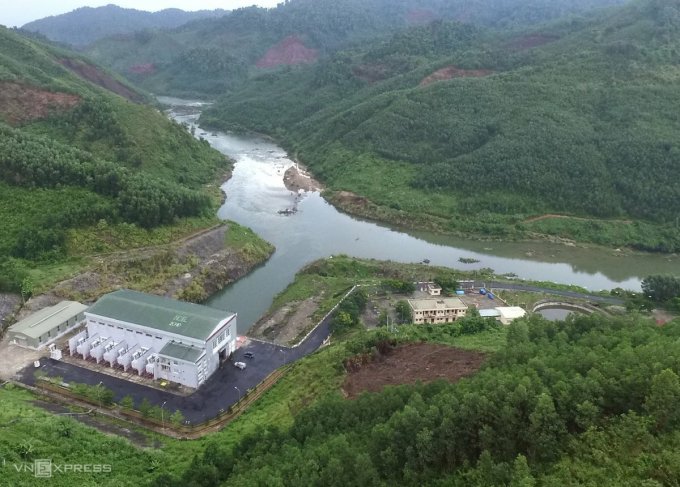 La centrale hydroélectrique de Song Tranh 2 début juin. Photo : Dac Thanh