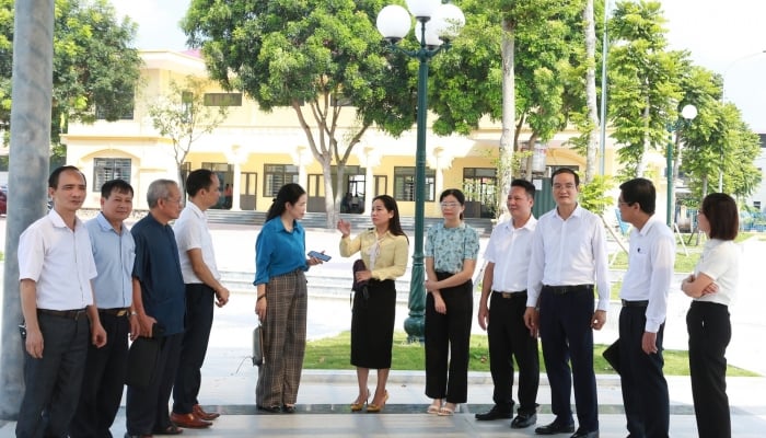 L'Association provinciale des journalistes de Vinh Phuc organise des sorties sur le terrain pour ses membres journalistes