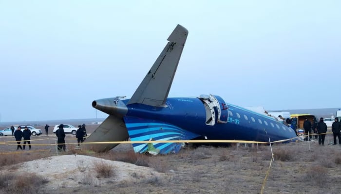 Le président azerbaïdjanais déclare que l'avion s'est écrasé à cause d'un tir en provenance de Russie