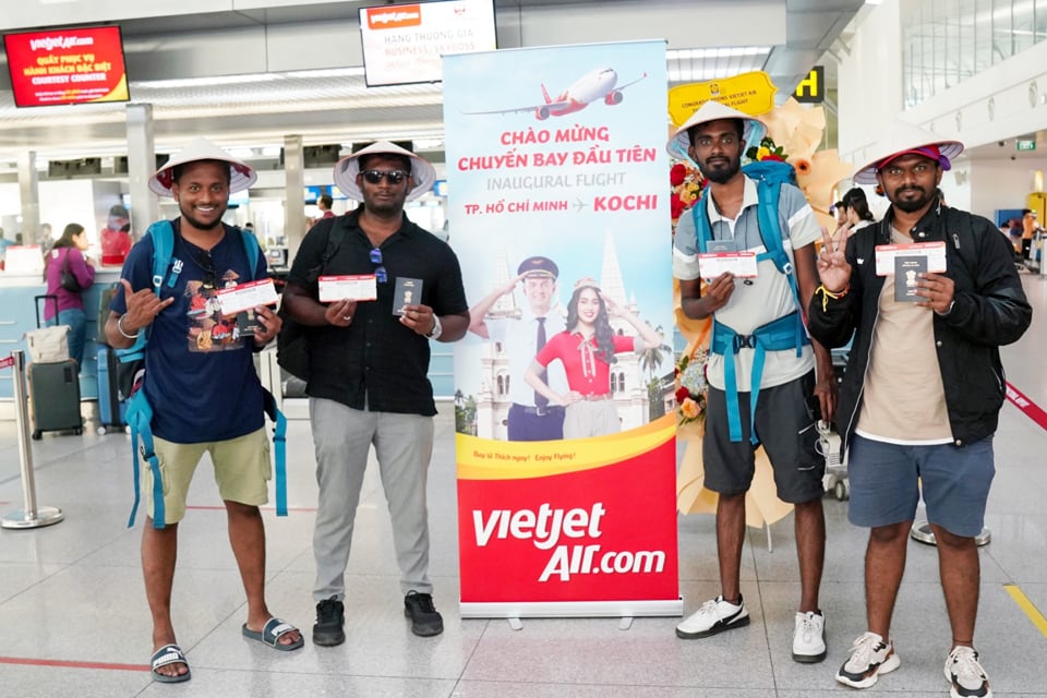 Indian tourists visit Ho Chi Minh City after Vietjet opened a direct flight from Vietnam to Kochi (India). Photo: Hoai Nam