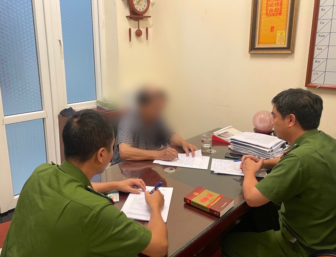 Hanoi punishes person who shares information about the attack on the Dak Lak police station, picture 1