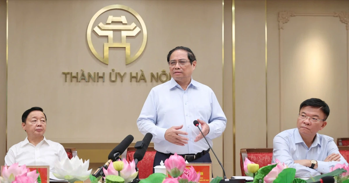 Construir y desarrollar la capital con el espíritu de "Hanoi para todo el país, todo el país para la capital Hanoi"