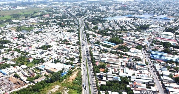 Binh Duong et Binh Phuoc sont sur le point de vendre aux enchères de nombreuses parcelles de terrain valant des milliers de milliards de dongs.