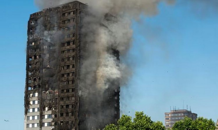 英国では建物の火災安全をどのように管理しているのでしょうか？画像1