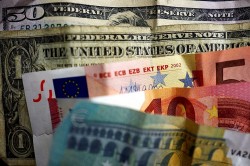 本日の7月25日の外国為替レート: USD、EUR、CAD、日本円、英国ポンド、為替レート... ユーロは上昇する米ドルの重圧を受けています。