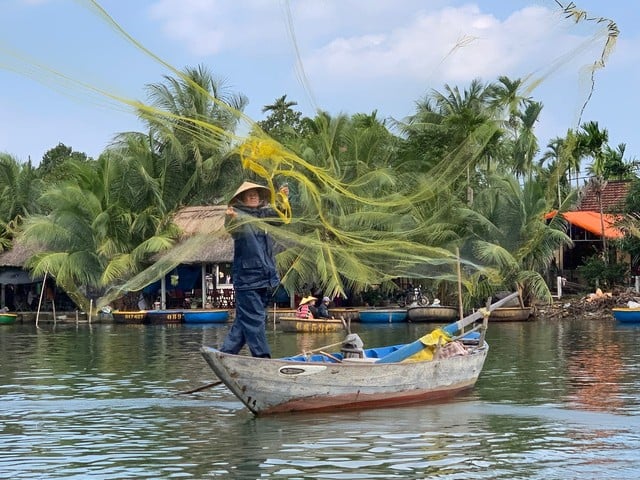 Vượt qua Thái Lan, Indonesia, du khách Mỹ xếp Việt Nam là điểm đến yêu thích nhất- Ảnh 4.