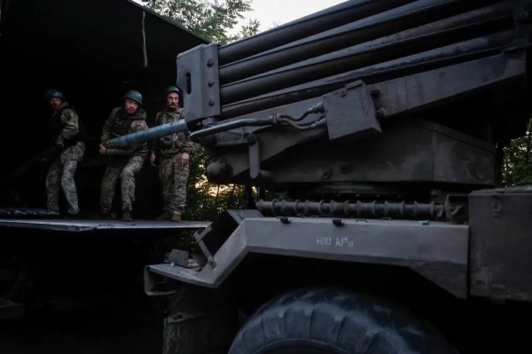 Czech Republic pledges $2 billion to buy half a million artillery shells for Kiev; considers supplying gas to Ukraine