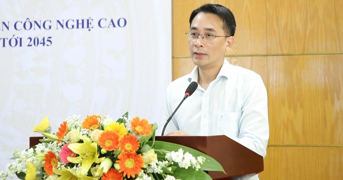 Hiệu trưởng trường đại học và câu hỏi: "Tiền đâu để đào tạo nhân tài"?