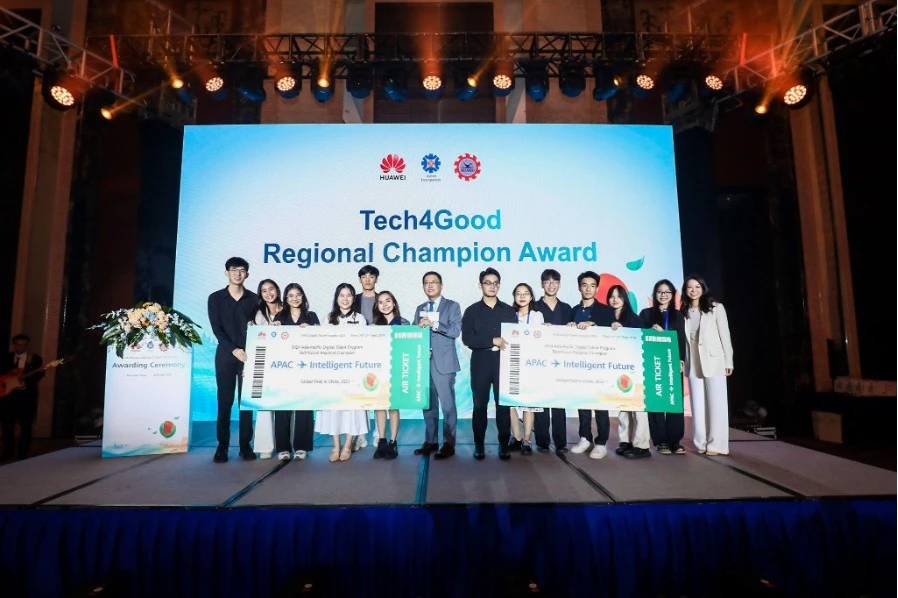 مشروع الإغاثة من الفيضانات في فيتنام يفوز بجائزة Tech4Good Asia-Pacific