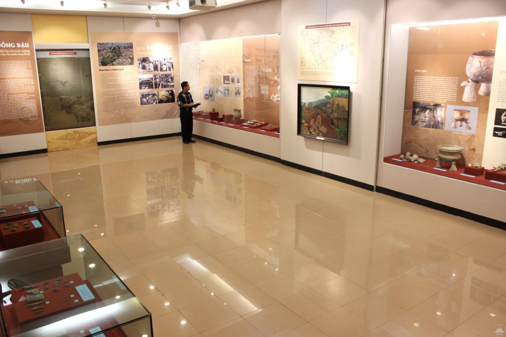 Artifacts on display at Vinh Phuc Provincial Museum. Photo: Vinh Phuc Newspaper.