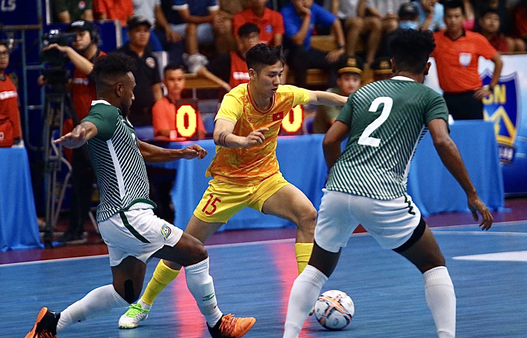 Đội tuyển futsal Việt Nam thắng tưng bừng 5-0 trước đội đẳng cấp World Cup - Ảnh 1.