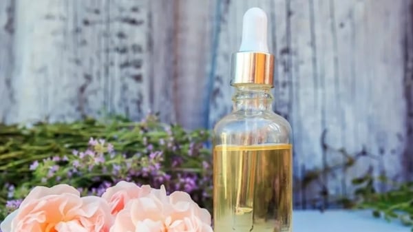 Six Essential Oils That Help Calm Emotions