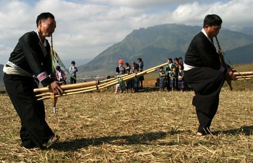 Chiếc Khèn trong văn hóa truyền thống người Mông