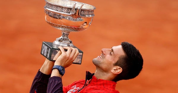 Novak Djokovic gewinnt zum dritten Mal die French Open und stellt einen neuen Rekord auf