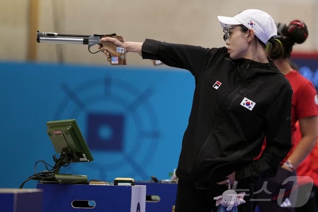 Wer ist Kim Ye-ji, der coolste Schütze bei den Olympischen Spielen 2024 in Paris, der sogar Elon Musk verblüffte? Foto 4