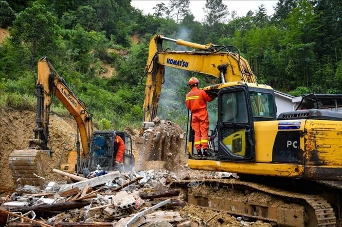 Vụ lở đất tại Trung Quốc: Đã có 12 người thiệt mạng