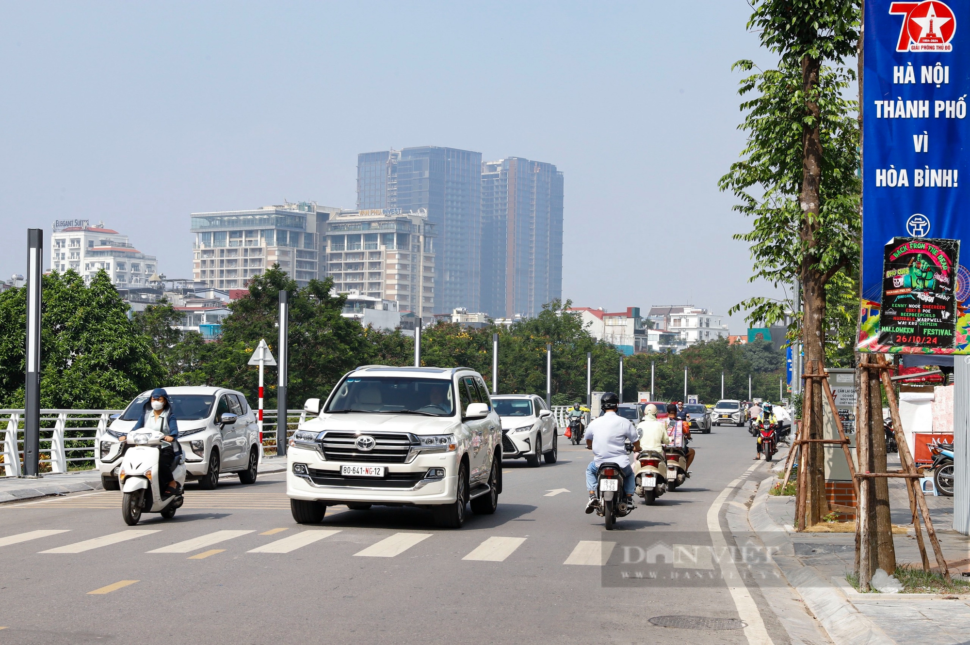 Diện mạo tuyến đường mang tên ông hoàng thơ tình Việt Nam sau khi được Hà Nội đầu tư 400 tỷ đồng- Ảnh 6.