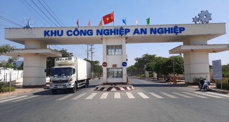Revenue of enterprises in industrial parks increased