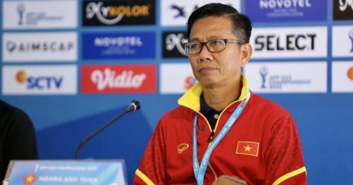 Coach Hoang Anh Tuan made a surprising announcement before the Southeast Asian tournament semi-finals