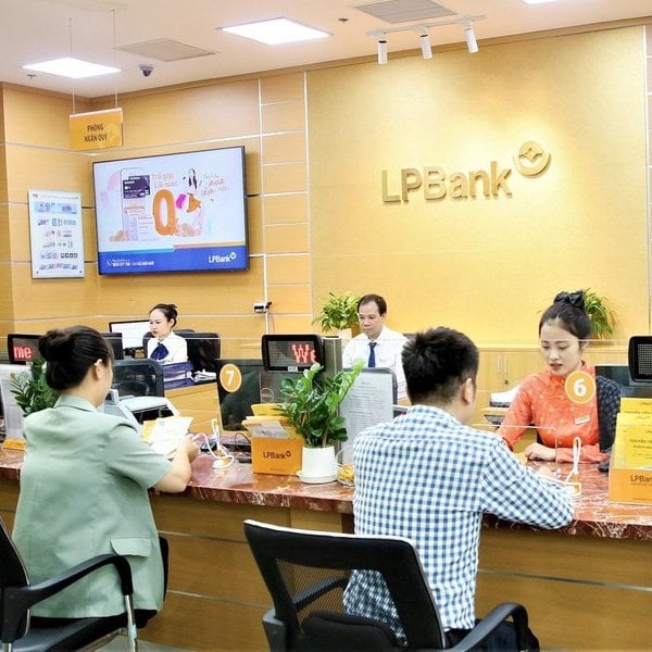 LPBank dự kiến mua hơn 20 triệu cổ phiếu Chứng khoán LPBank