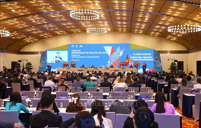 Jóvenes parlamentarios vietnamitas hablan sobre la 9ª Conferencia Mundial de Jóvenes Parlamentarios