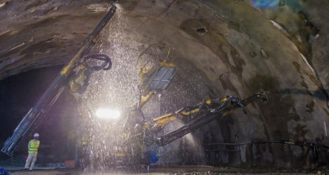 Technologie unique de construction de tunnel routier selon le système Deo Ca