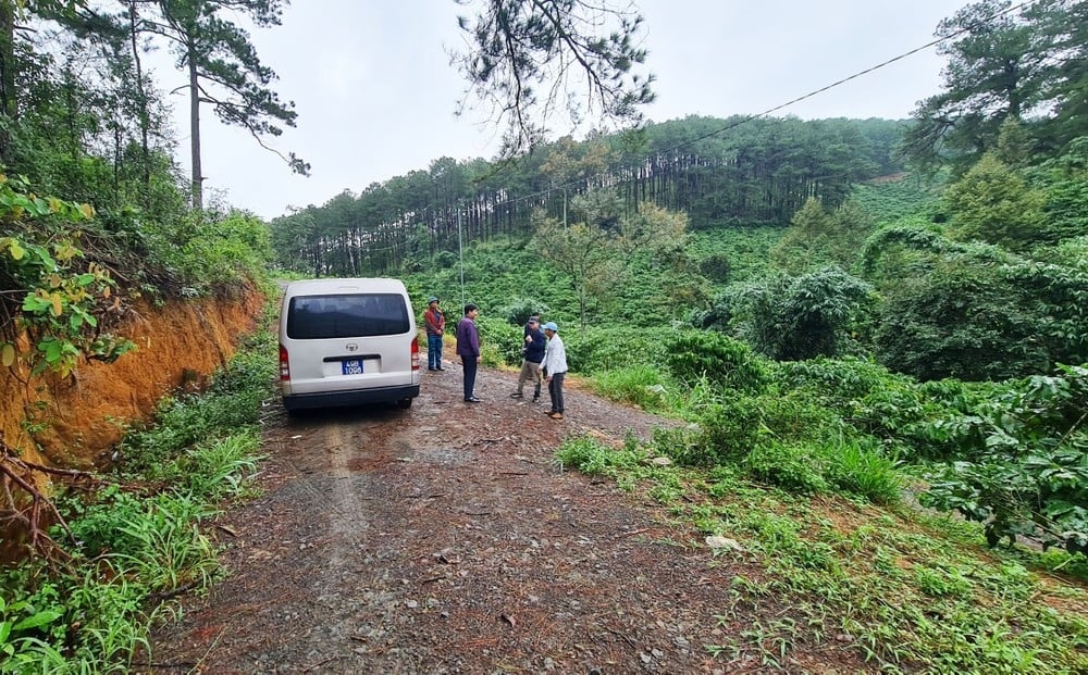 Đường vào xã Gung Ré, huyện Di Linh.