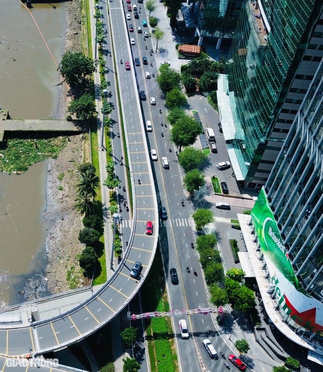 Close-up of metro stations No. 1 in Ho Chi Minh City, photo 16