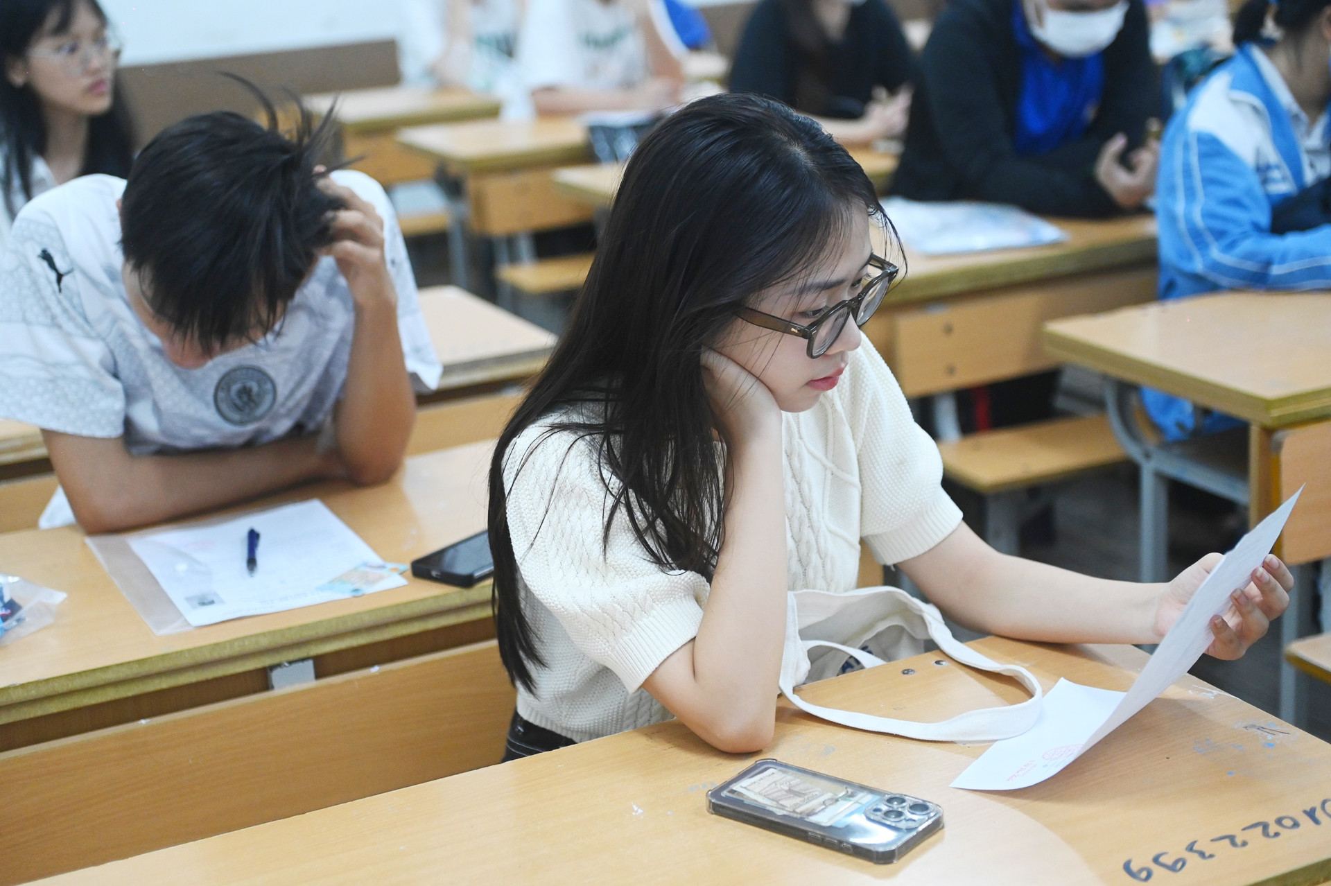 Réponses pour la matière de physique pour l'examen de fin d'études secondaires 2024 - 24 codes d'examen