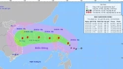 Storm Tra Mi forecast: Moving West Northwest, then likely to change direction West Southwest, entering the East Sea