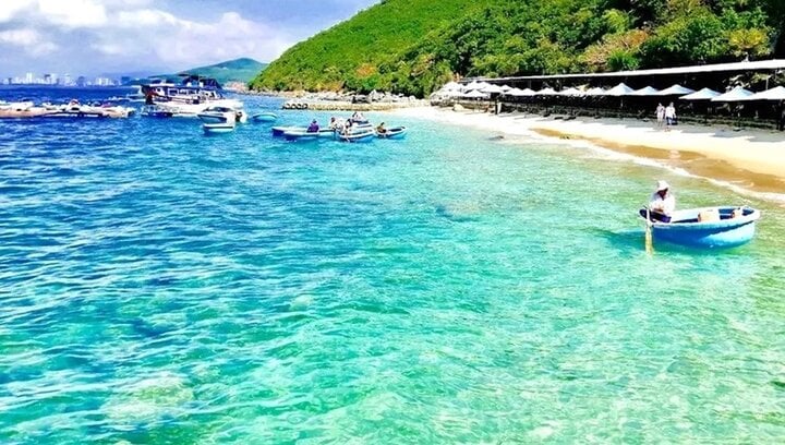 Genießen Sie die Schönheit der Küstenstadt mit 8 Nha Trang Touren an 1 Tag - 3