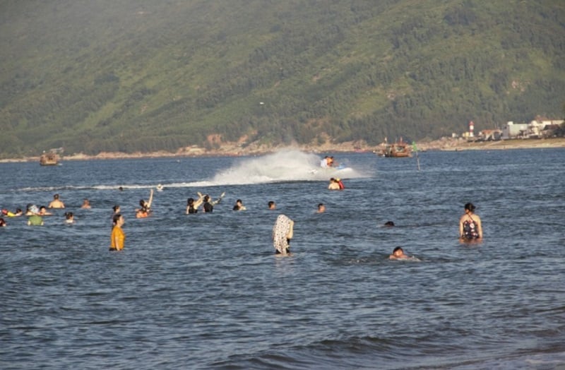 Ha Statique de nombreuses belles plages, une eau bleue claire, est destination touristique et de villégiature attractive