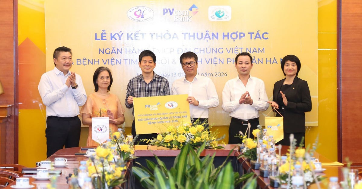 PVcomBank cooperates with two hospitals in Hanoi