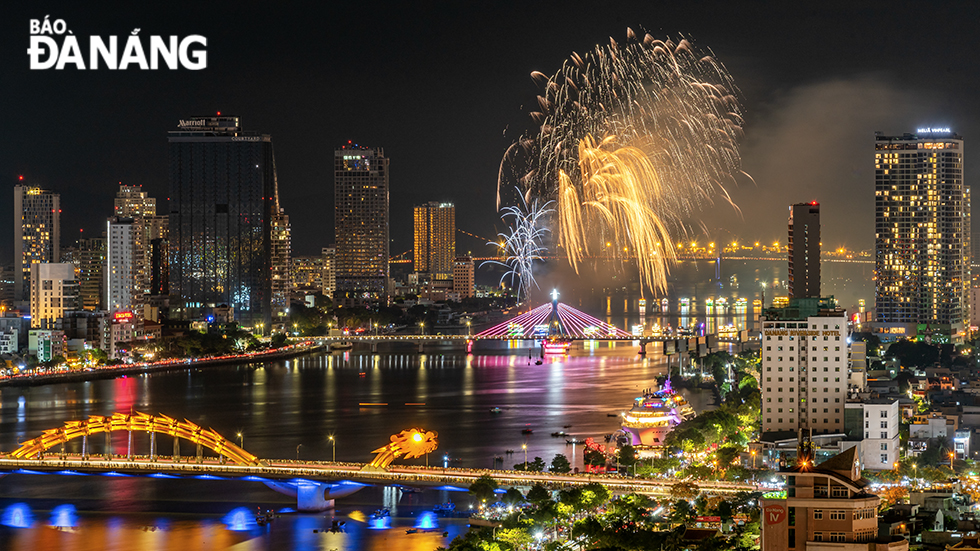 ท้องฟ้าสดใส. ภาพโดย : พัม ดัง เคียม