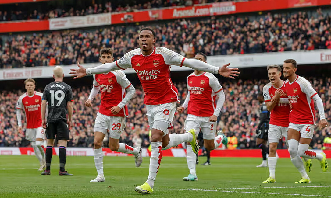 El Arsenal gana a lo grande en la Premier League