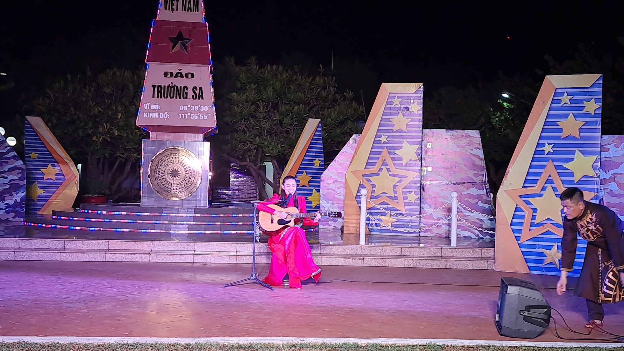 Hoa hậu Thùy Tiên 'tường trình' vụ xử kiện tranh chấp hợp đồng vay tiền ở tòa  - Ảnh 4.