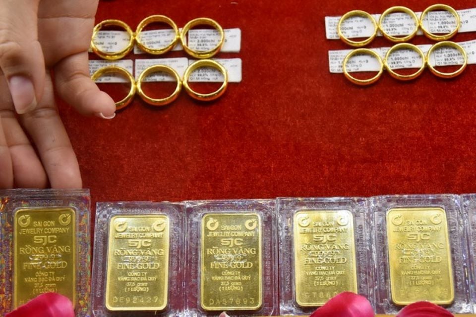 Gold price on September 26, 2024: Ring gold continues to increase strongly, approaching the mark of 83 million VND/tael