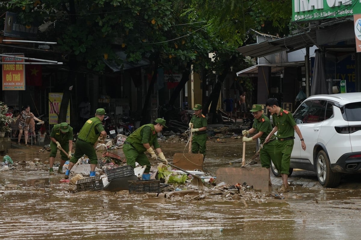 Obrázek Tuyen Quang po povodni, foto 10