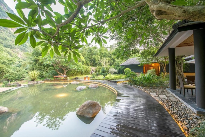 Onsen-Badebereich im Serena Resort Kim Boi (Hoa Binh).