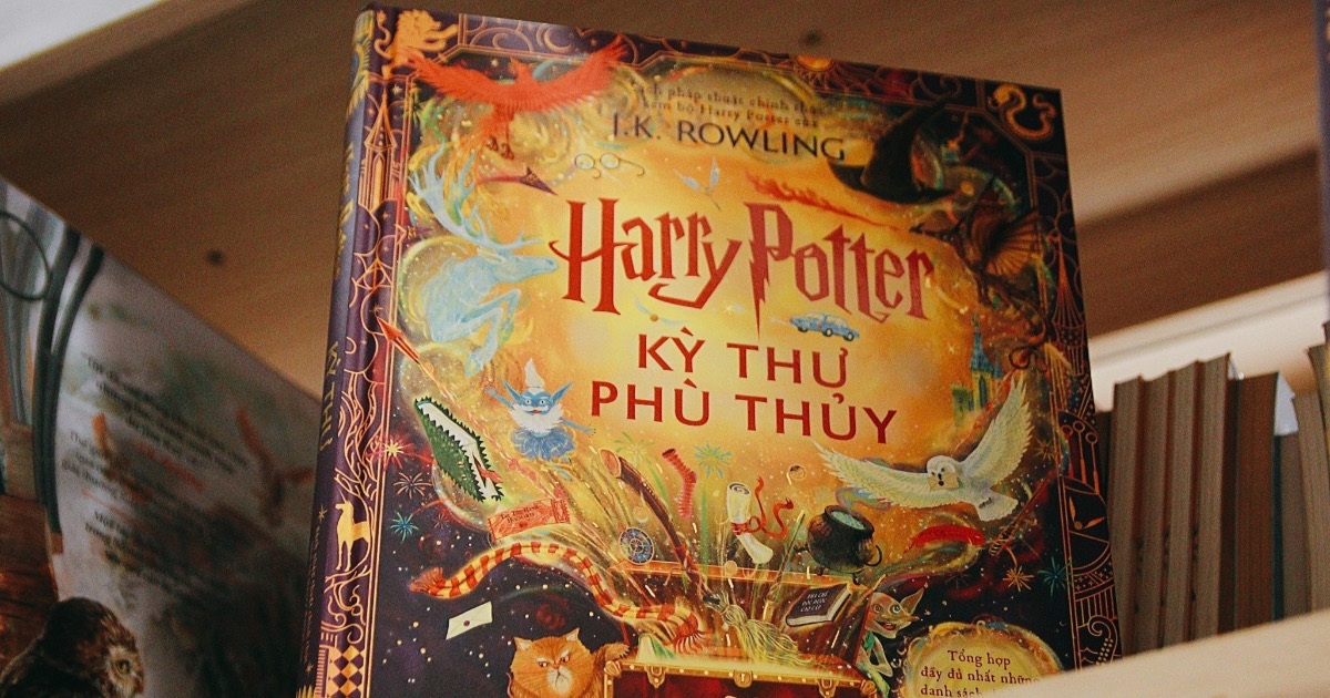 សៀវភៅពណ៌ Harry Potter ចេញផ្សាយជាភាសាវៀតណាមនៅថ្ងៃតែមួយជាមួយនឹងកំណែអន្តរជាតិ