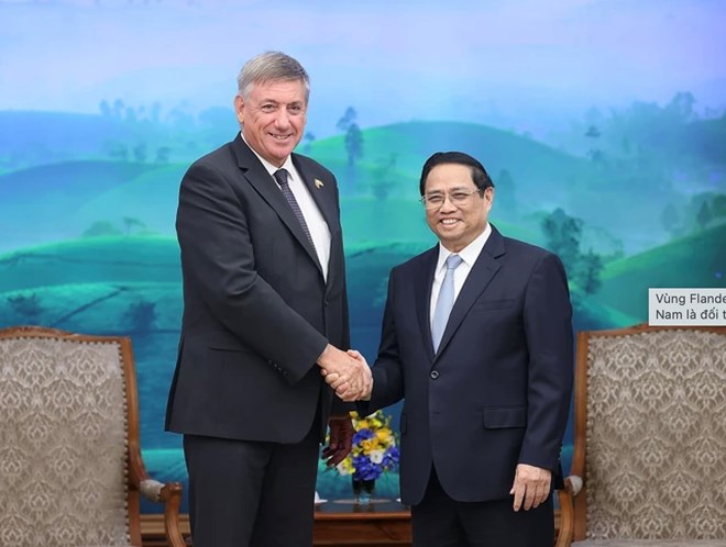 Prime Minister Pham Minh Chinh receives Minister - Prime Minister of Flanders (Belgium)