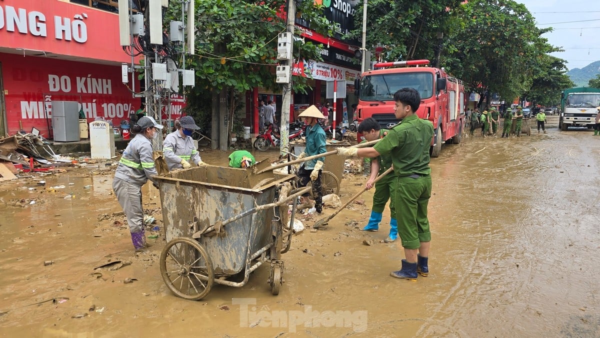 Obrázek Tuyen Quang po povodni, foto 16