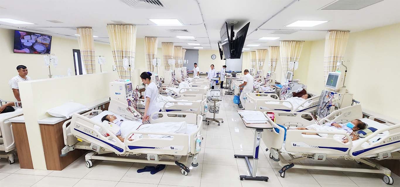 Artificial Kidney Unit, Department of Nephrology - Dialysis, with many modern machines at Tam Anh General Hospital.