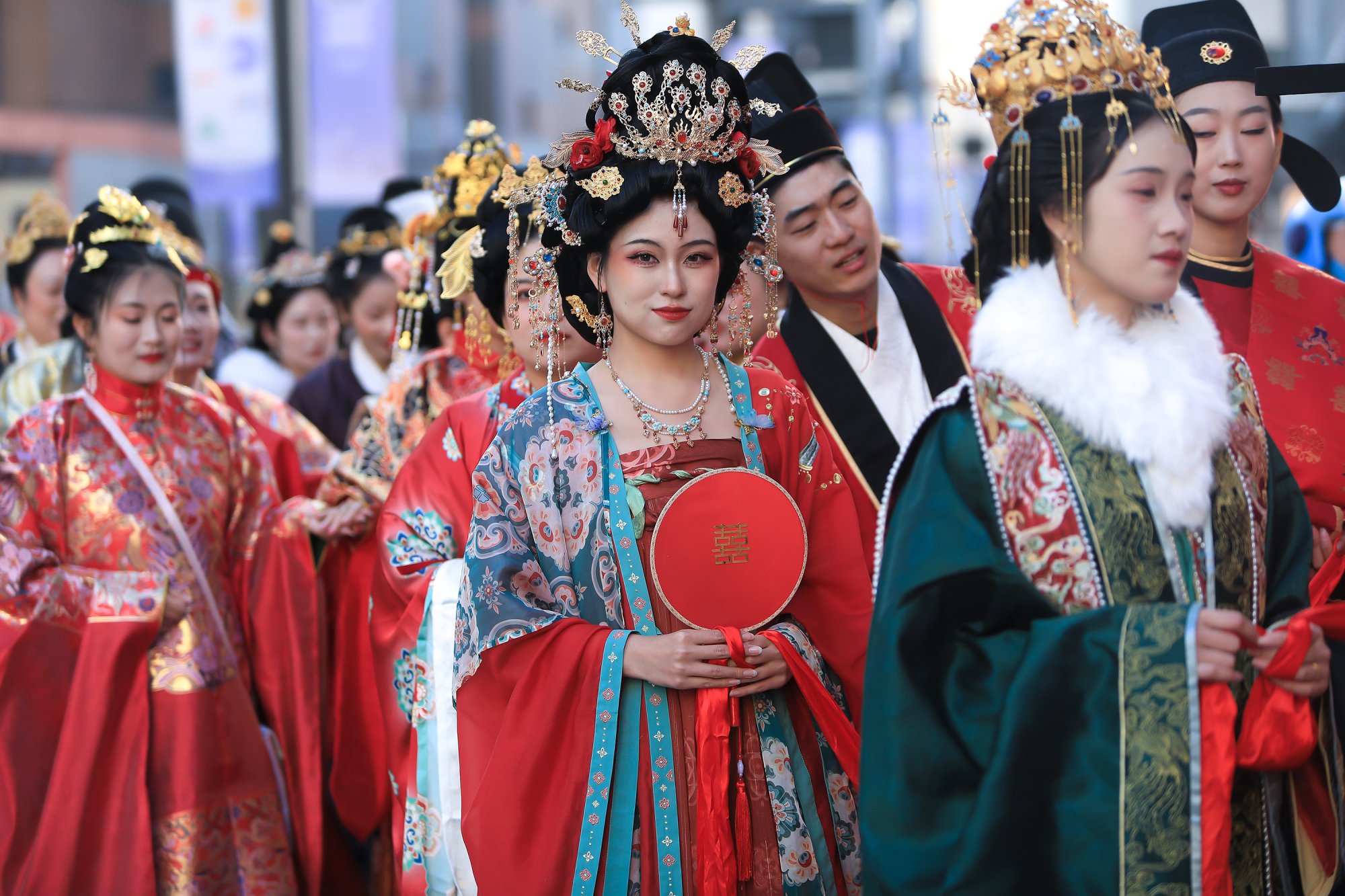 中国の新年の祭りを彩る漢服のランタン（写真3）