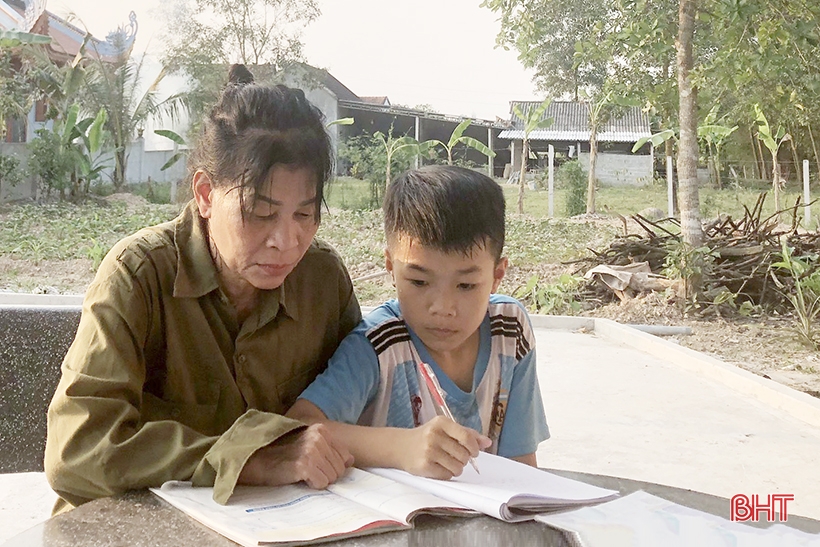 Parrainer des orphelins dans le besoin : un modèle significatif à Cam Xuyen