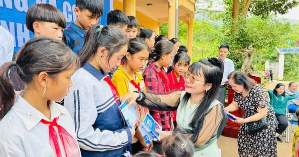 El sistema educativo NQH regresa de todo corazón a nuestros queridos compatriotas del Norte