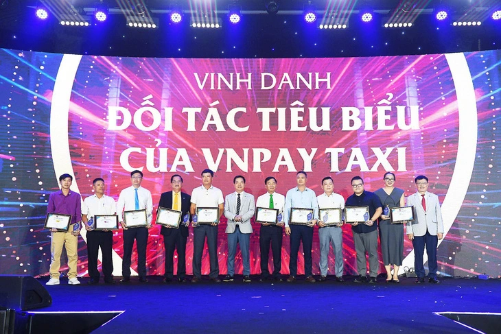 VNPAY Taxi hợp lực với các hãng taxi Việt